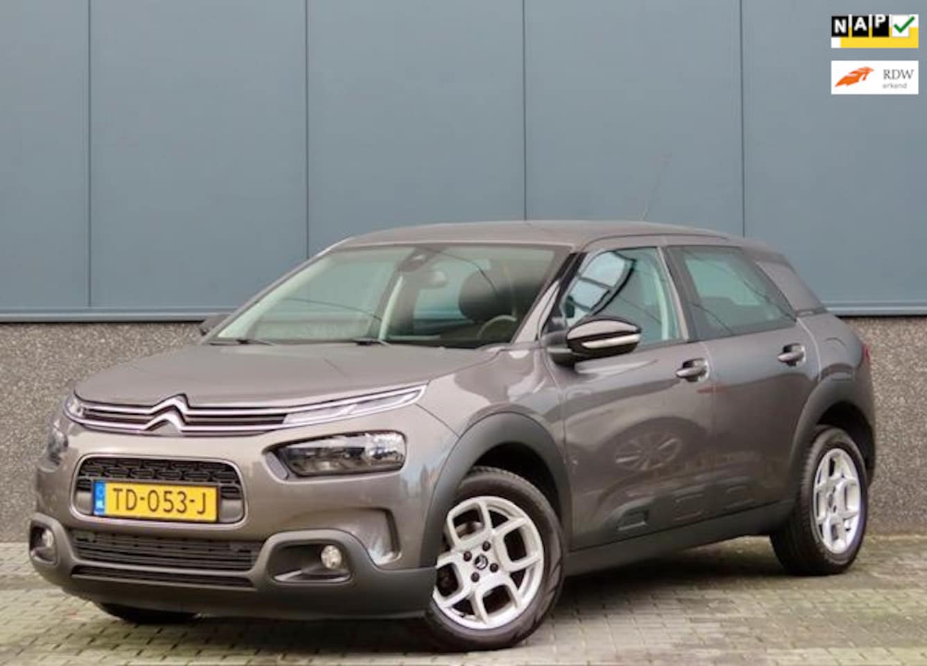 Citroën C4 Cactus - 1.2 Business Navi | Clima |Camera| Cruise - AutoWereld.nl