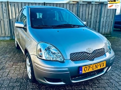 Toyota Yaris - 1.0 VVT-i Sol MMT - Airco - Automaat - NAP - LM Velgen - 5 deurs