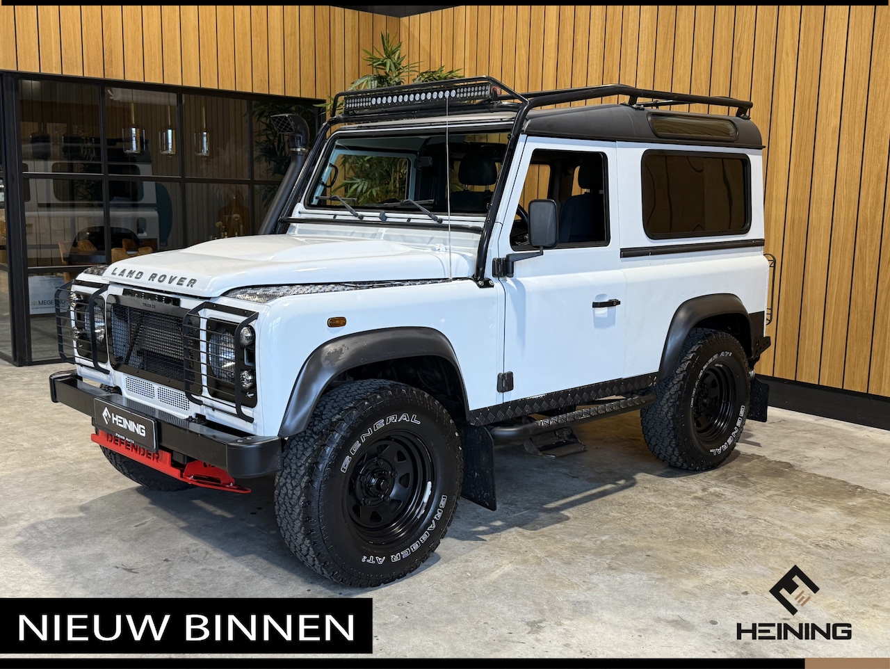 Land Rover Defender - 2.4 TD SW 90" E Commercial - AutoWereld.nl