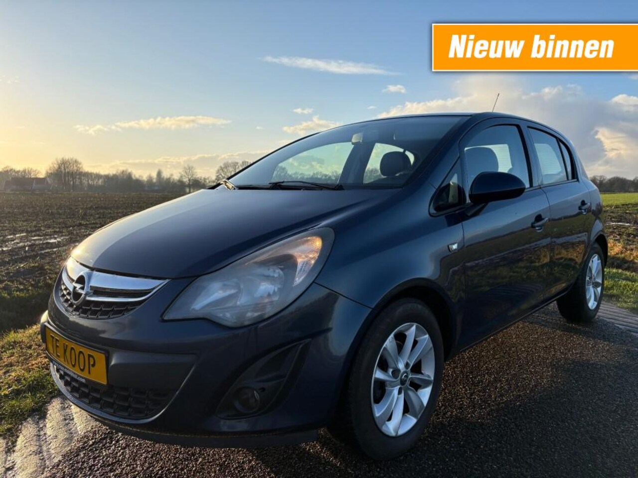 Opel Corsa - 1.2  / CRUISE / AIRCO / 5 DRS - AutoWereld.nl