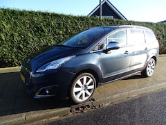 Peugeot 5008 - 1.2 -131Pk STYLE 7P-Navi-Cruise-Clima-Trkh-Pdc-Blth