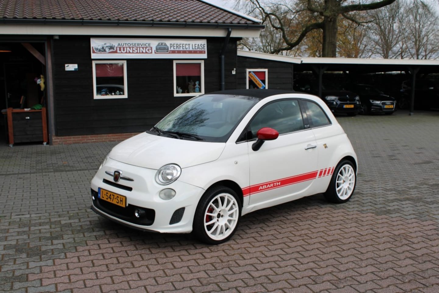 Fiat 500 Abarth - C 1.2 LOUNGE ABARTH UITGEVOERD - LEER - CLIMATE - SPORT - AutoWereld.nl