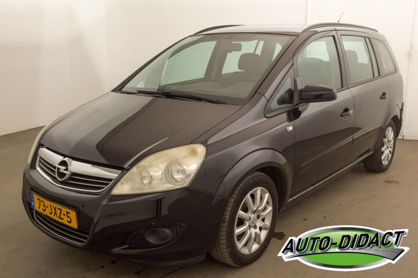 Opel Zafira - 1.8 Temptation 7 persoons - AutoWereld.nl