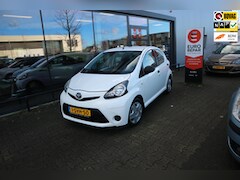 Toyota Aygo - 1.0 VVT-i Now 5DRS AIRCO CV ELECTRSCHE RAMEN RIJKLAARPRIJS