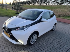 Toyota Aygo - 1.0 VVT-i x-play 5D Airco Bj 2015 Nwe APK