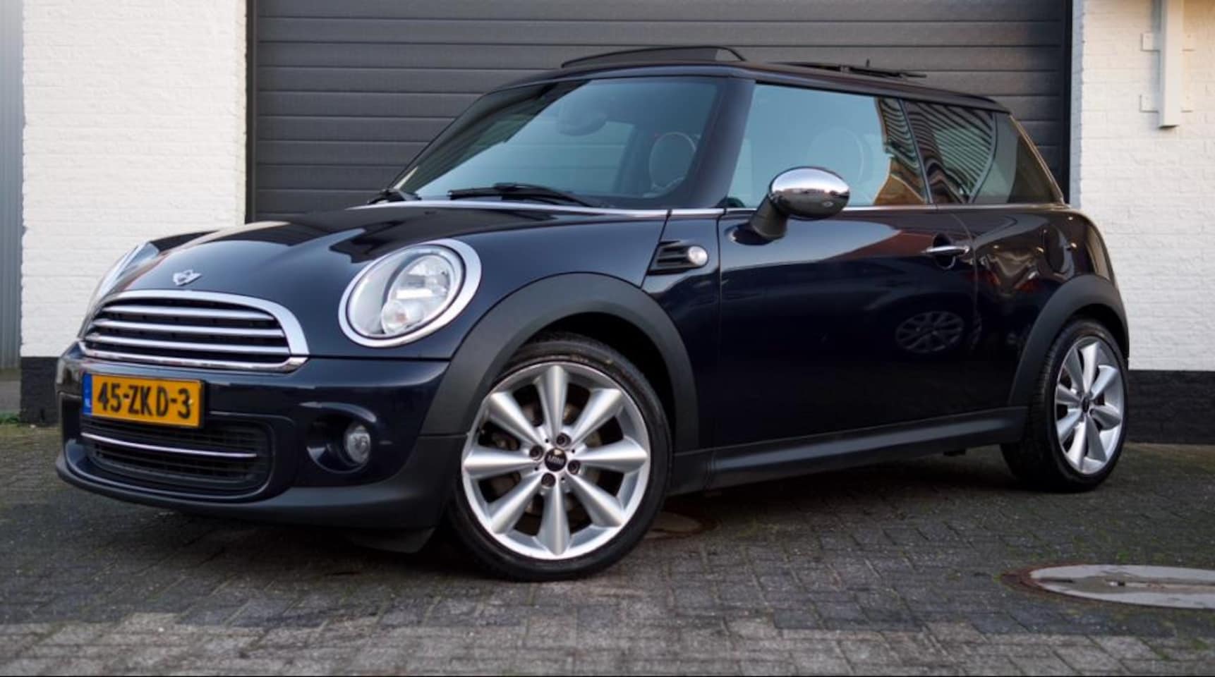 MINI Cooper - Mini 1.6 Westminster Automaat/Leer/Cruise/Climate/Stoelverwarming - AutoWereld.nl