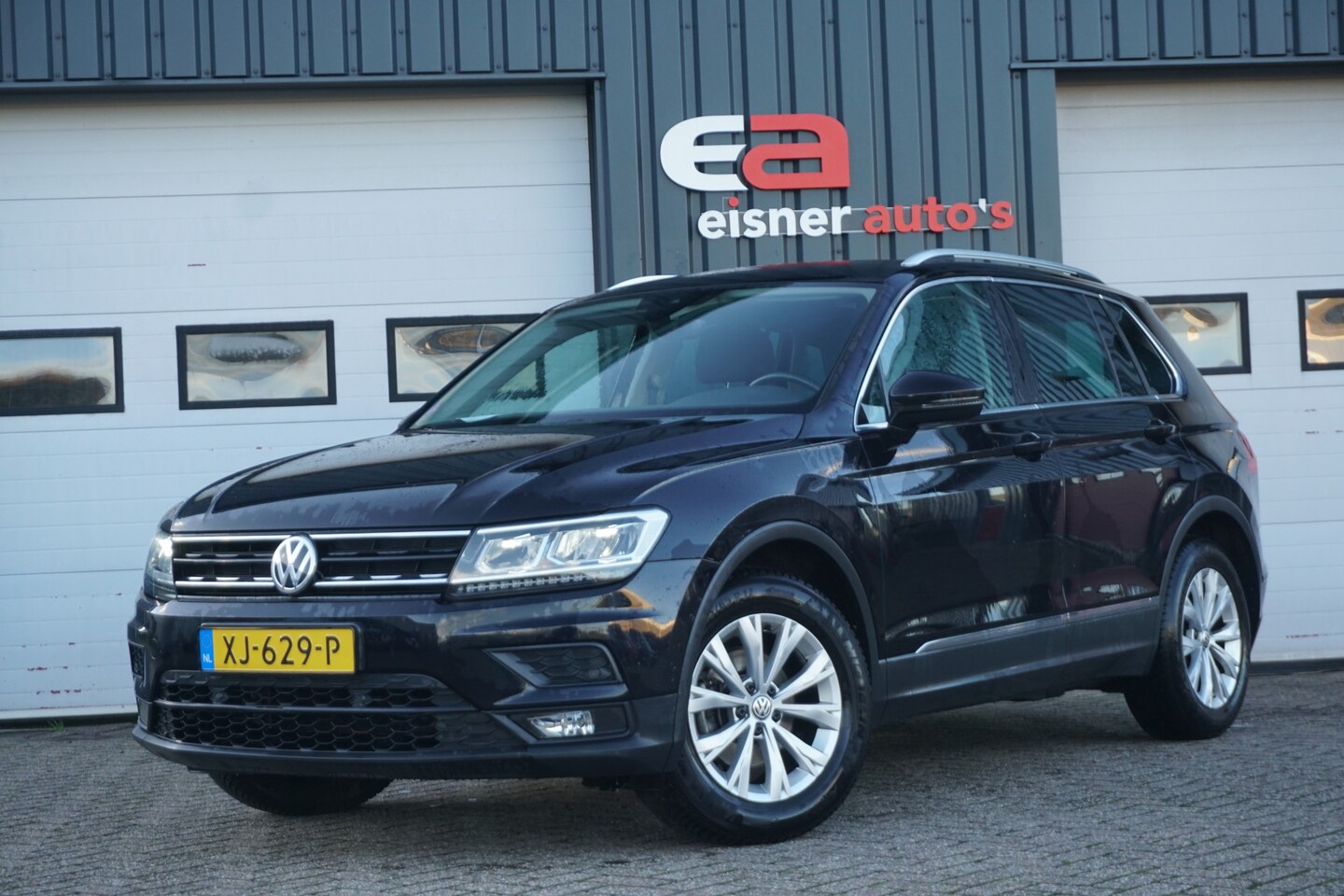 Volkswagen Tiguan - 1.5 TSI Comfortline Business | FULL LED | TREKHAAK | STOELVERW. | - AutoWereld.nl