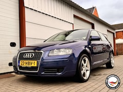 Audi A3 Sportback - 1.6 Attraction Pro Line | APK 10/2025