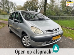 Citroën Xsara Picasso - 1.6i | Lage Kmstand NAP | APK | AIRCO + Trekhaak