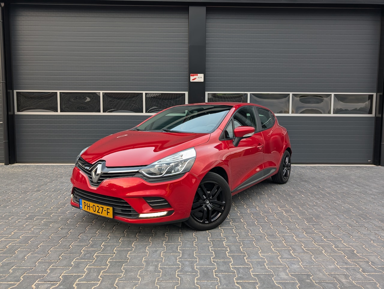 Renault Clio - 0.9 TCe Ecoleader Zen - AutoWereld.nl