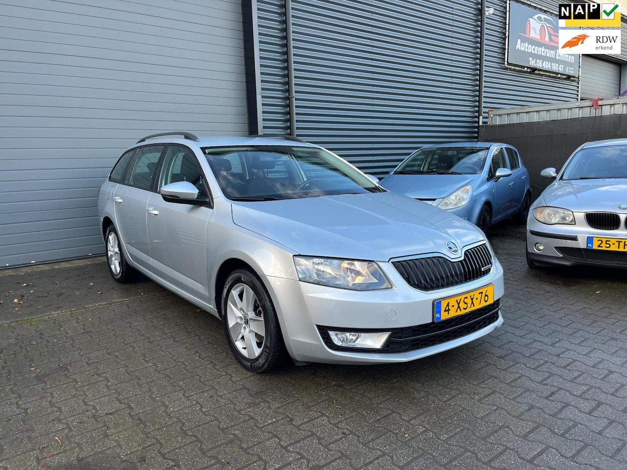 Skoda Octavia Combi - 1.6 TDI Greenline Businessline 1.6 TDI Greenline Businessline - AutoWereld.nl