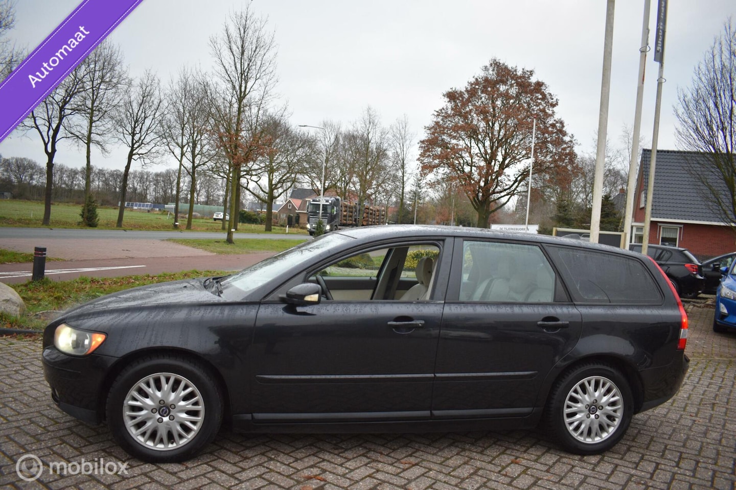 Volvo V50 - 2.4 Summum AUT. "05 CLima|Cruise|LM wielen|Lezen!! - AutoWereld.nl