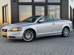 Volvo C70 Convertible - 2.4 D5 Momentum Leer | PDC | Nwe riem | 176 dkm