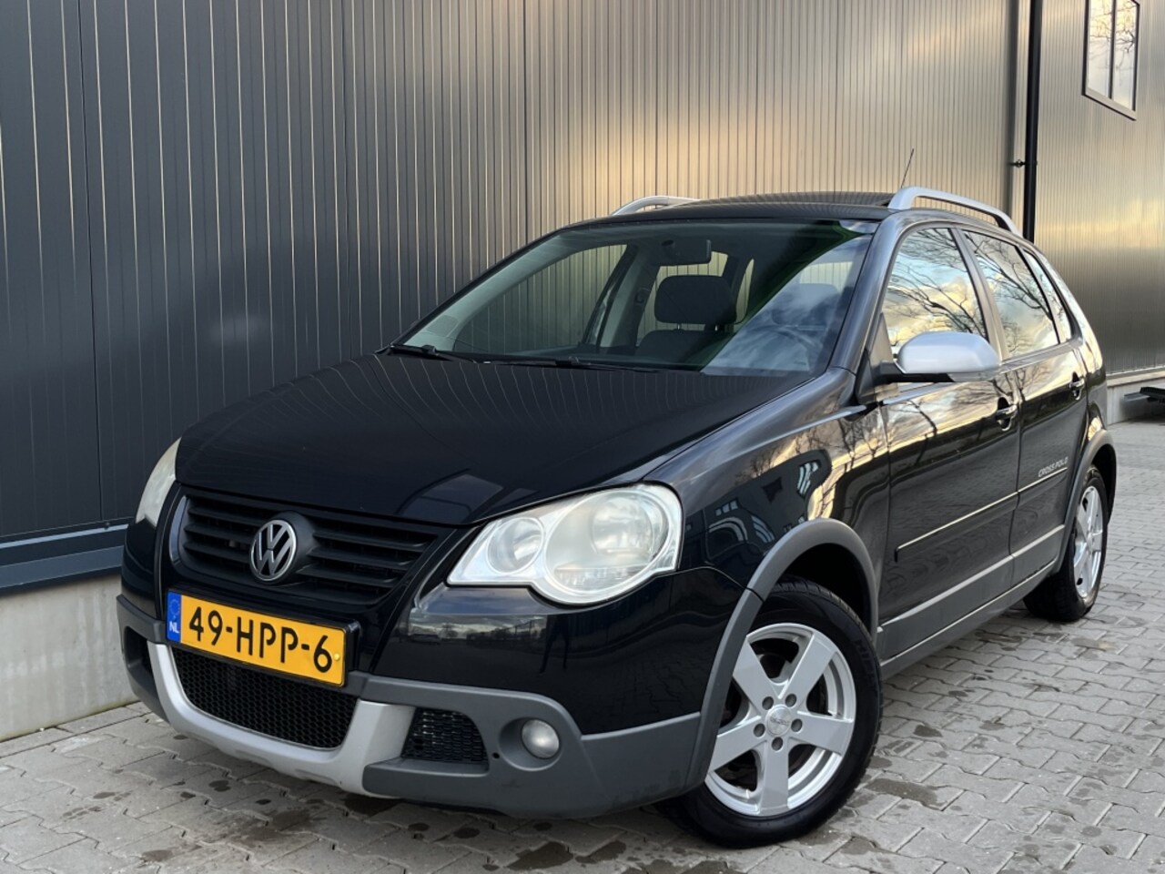 Volkswagen Polo - Cross Polo 1.6-16V 105PK / NAP / Panoramadak / NW APK / Trekhaak - AutoWereld.nl