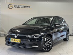 Volkswagen Golf - 1.4 eHybrid Style 204pk DSG* Navi / Camera / Stoelverwarming / Alcantara