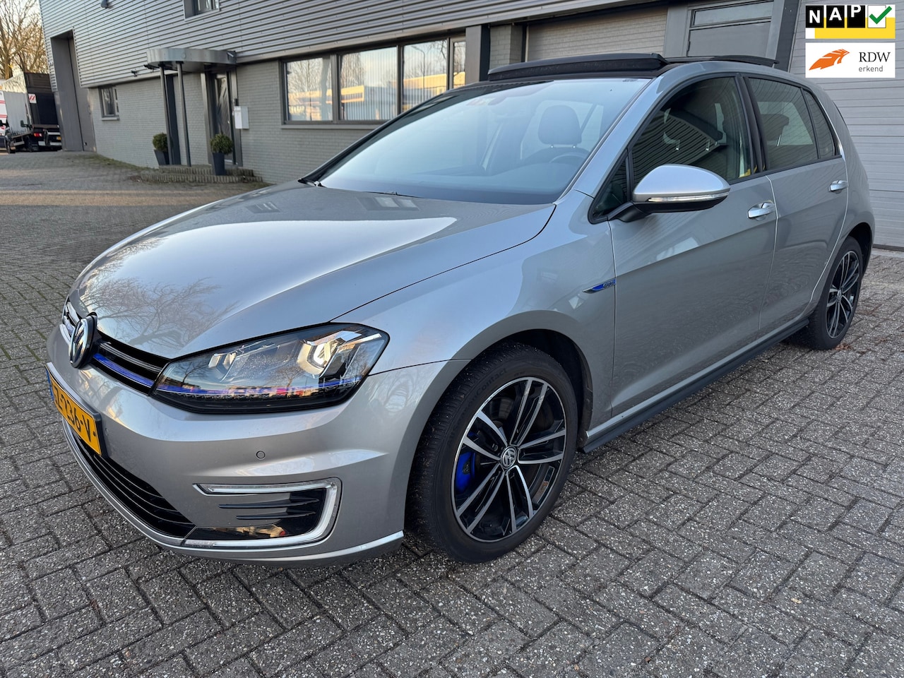 Volkswagen Golf - 1.4 TSI GTE 1.4 TSI GTE - AutoWereld.nl