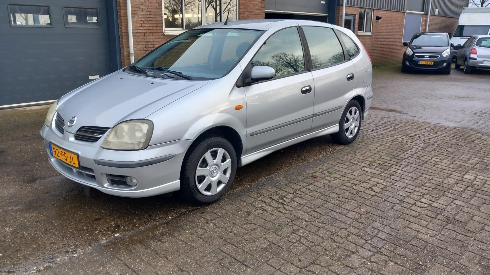 Nissan Almera Tino - 1.8 Acenta ecc, camera - AutoWereld.nl