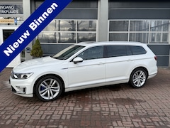 Volkswagen Passat Variant - 1.4 TSI GTE Highline 10-2015 98.344 KM NL auto Dealer onderhouden