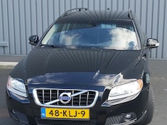 Volvo V70 - 2.0 Limited Edition 18inch Volvo velgen met Michellin all-season banden