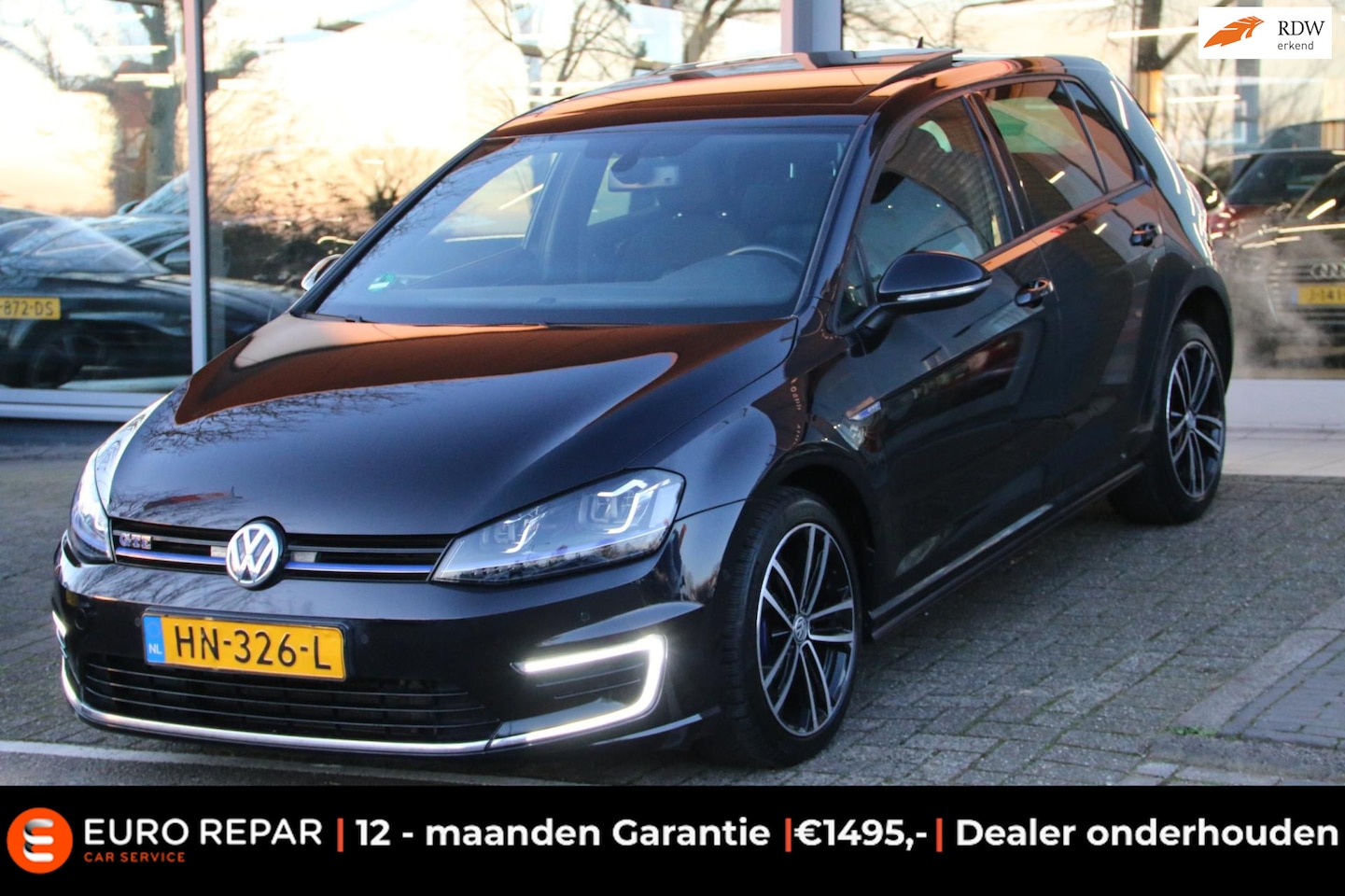 Volkswagen Golf - 1.4 TSI GTE DEALER OND. NL-AUTO PANO-DAK! - AutoWereld.nl