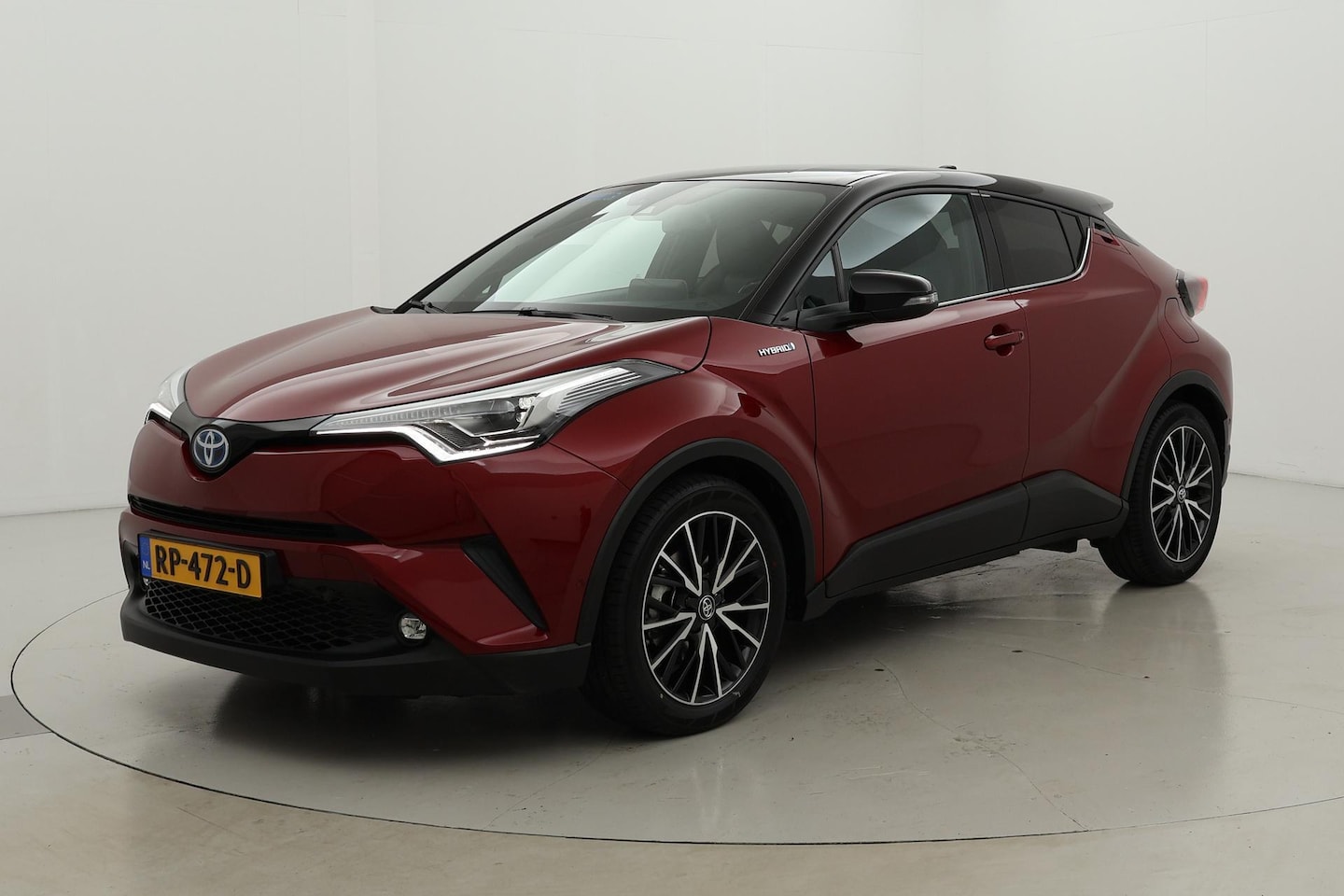 Toyota C-HR - 1.8 Hybrid Style | Leder | Trekhaak | Navigatie - AutoWereld.nl