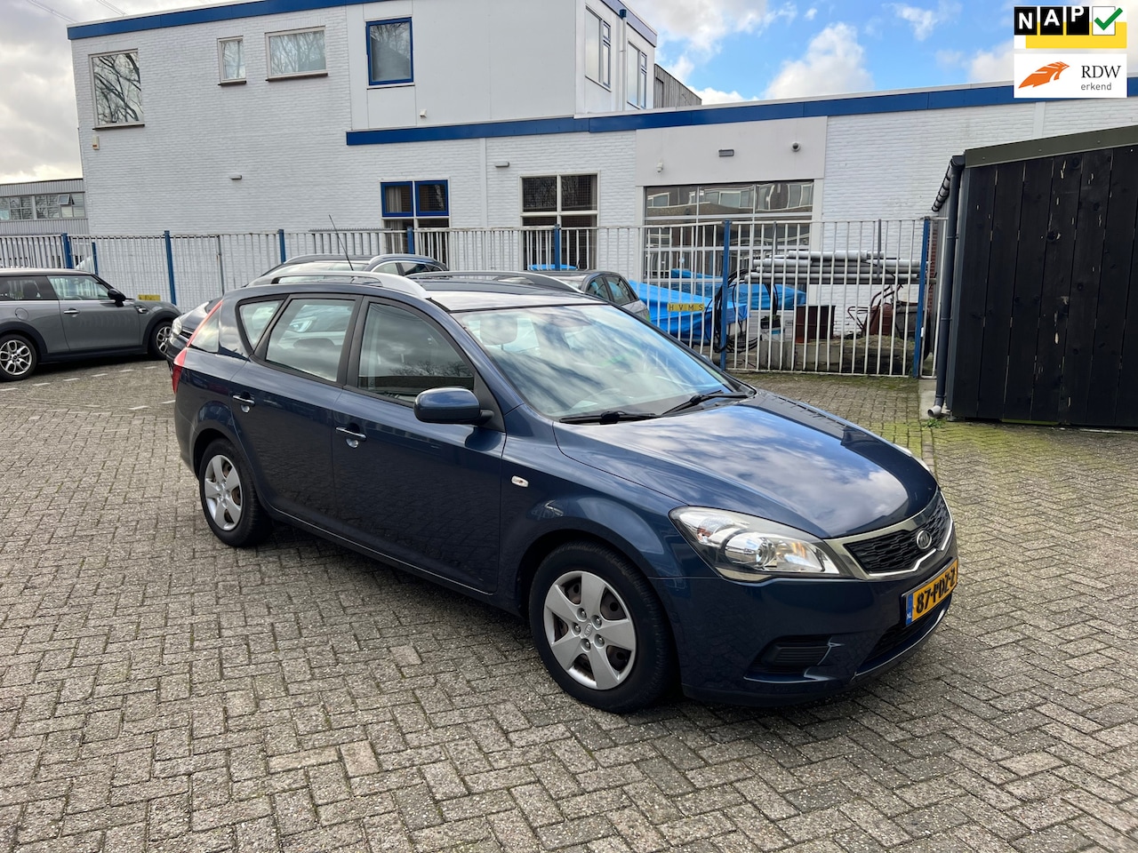 Kia Cee'd - 1.4 CVVT X-tra 1.4 CVVT X-tra - AutoWereld.nl