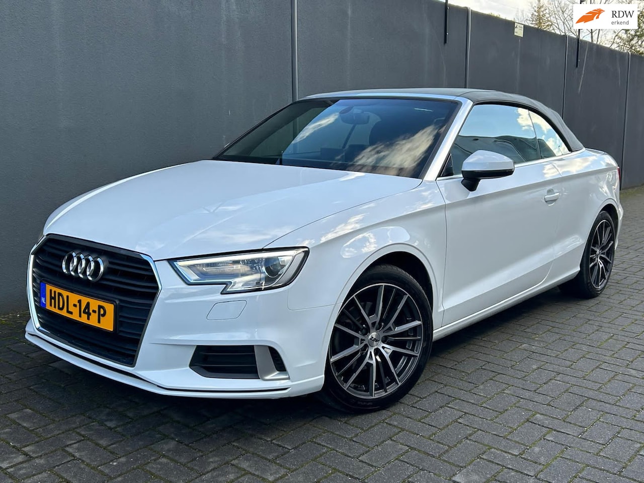 Audi A3 Cabriolet - 1.4 TFSI CoD Sport / Dealer Onderh / 1e Eig - AutoWereld.nl