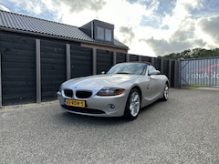 BMW Z4 Roadster - 2.2i volledig onderhouden