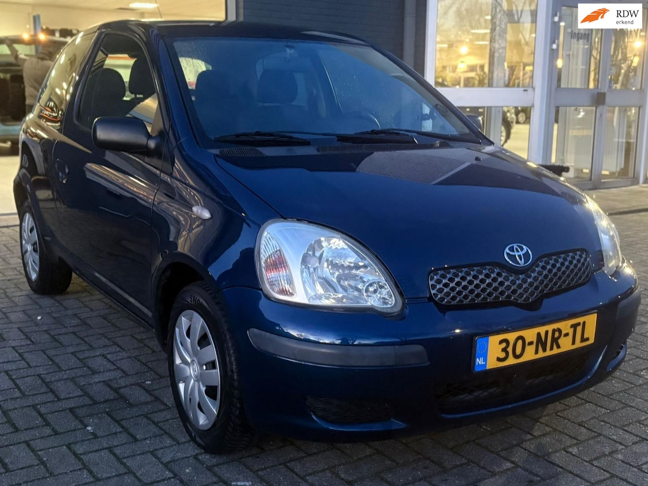 Toyota Yaris - 1.0 VVT-i Terra 1.0 VVT-i Terra - AutoWereld.nl