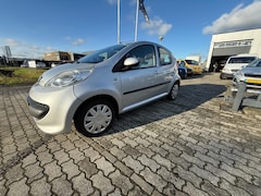 Peugeot 107 - 1.0-12V XS