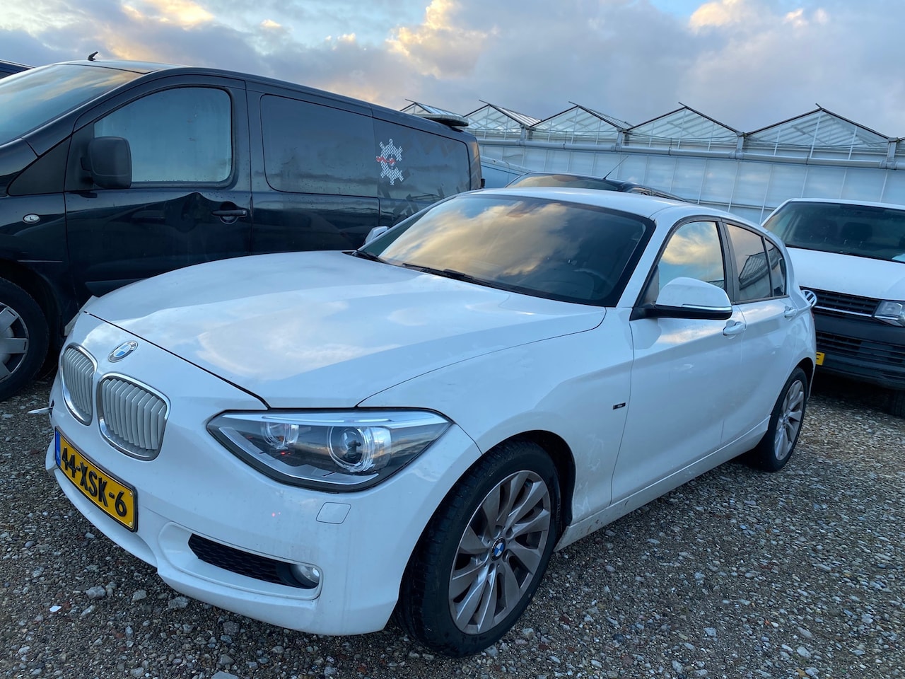 BMW 1-serie - 2012 * 114i Upgrade Edition * 178.DKM * KETTING BROKEN !!! - AutoWereld.nl