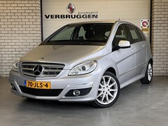 Mercedes-Benz B-klasse - 150 | 17" LMV | Trekhaak | Navi| Climate | PDC | Bluetooth