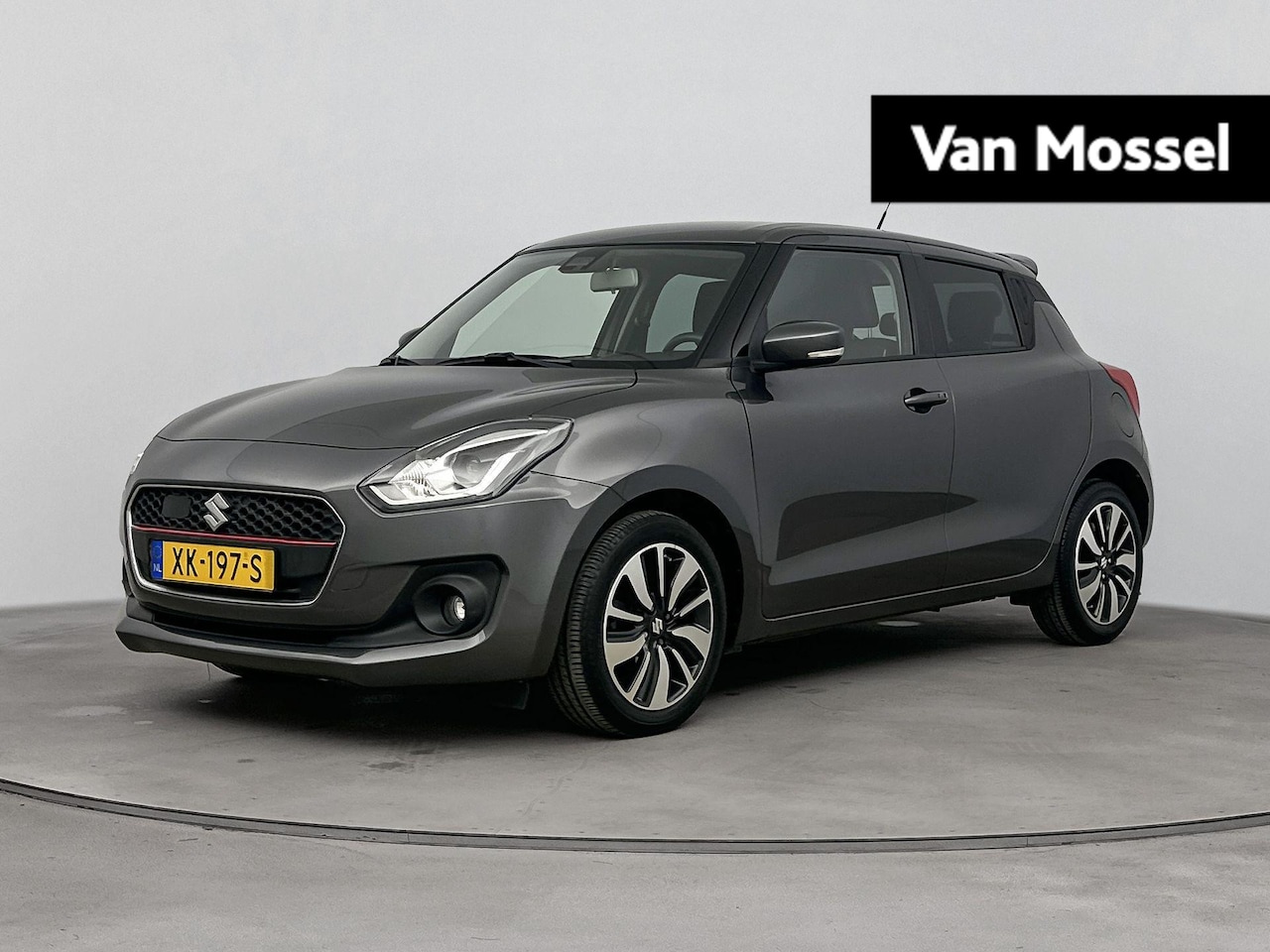 Suzuki Swift - 1.0 Style Smart Hybrid 112pk Suzuki Swift 1.0 Style Smart Hybrid | 1e eigenaar | Achteruit - AutoWereld.nl