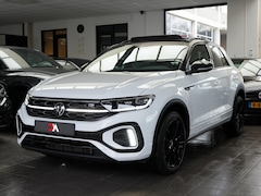 Volkswagen T-Roc - 1.5 TSI R-Line Black Edition | PANO | CAMERA | IQ LIGHT | VIRTUAL