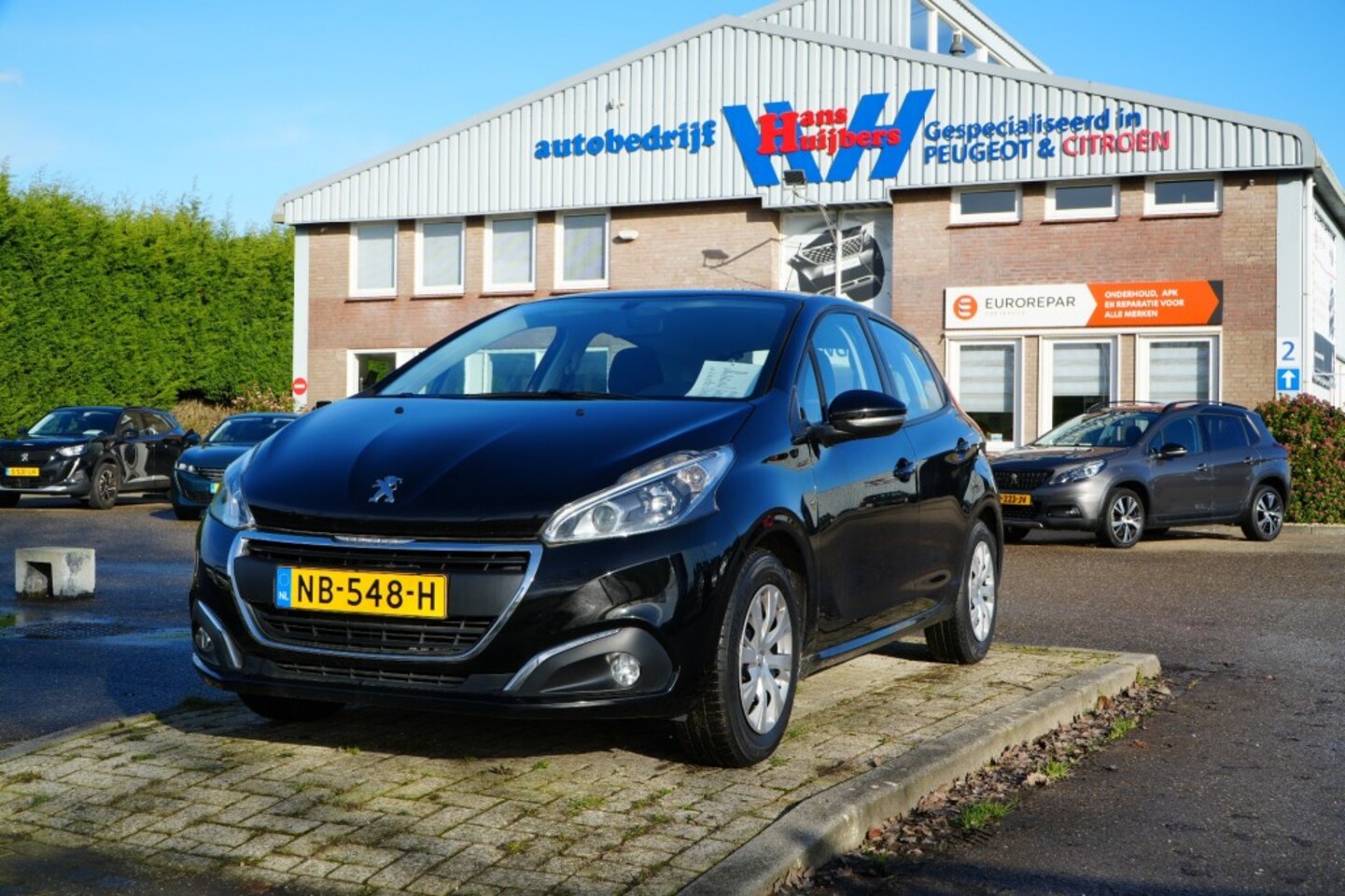 Peugeot 208 - BLUE LION 1.2-82PK 5-DEURS - AIRCO - NAVI - CRUISE CONTROLE - AN - AutoWereld.nl