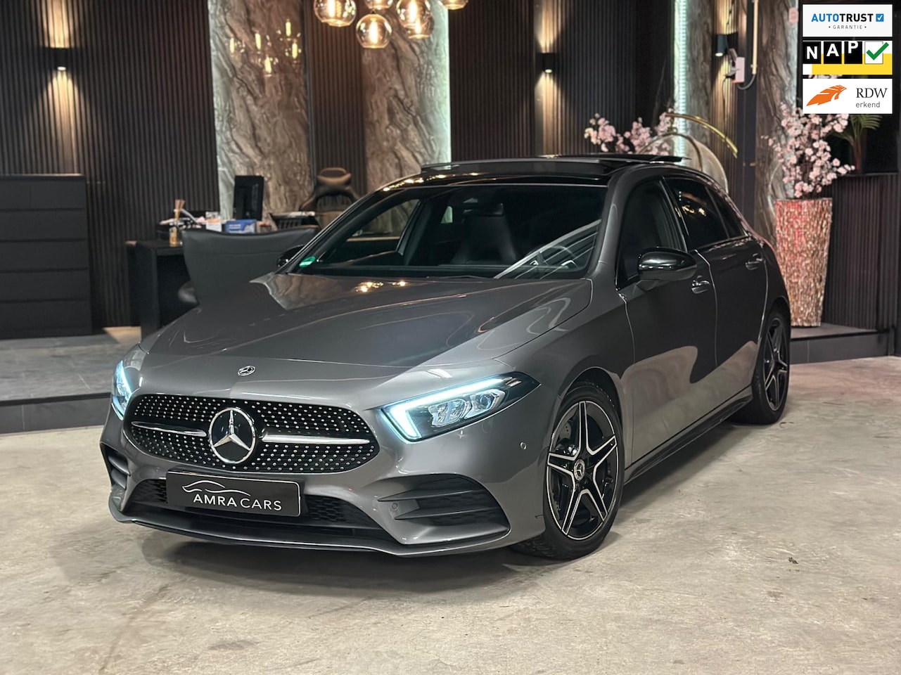 Mercedes-Benz A-klasse - 250|AMG|PANO|BOMVOL! - AutoWereld.nl