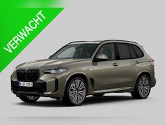 BMW X5 - xDrive50e Launch Edition M-sportstoelen, Integral active steering, panoramadak, Parking as