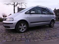 Seat Alhambra - 1.8-20VT Businessline 7 pers. 209 dkm apk 3-10-2025