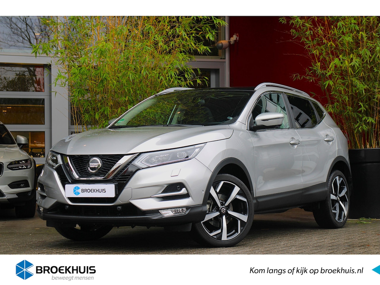 Nissan Qashqai - 1.3 DIG-T N-Connecta | Adaptive Cruise | 19" Velgen | Stoelverwarming | 360 Camera | Panor - AutoWereld.nl