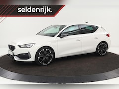 CUPRA Leon - 1.4 e-Hybrid | Stoel & stuurverwarming | Navigatie | Full LED | PDC | Climate control | Sp