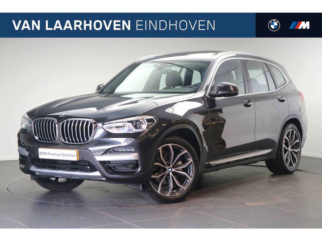 BMW X3 - xDrive20i High Executive xLine Automaat / Panoramadak / Trekhaak / Sportstoelen / Stoelver - AutoWereld.nl