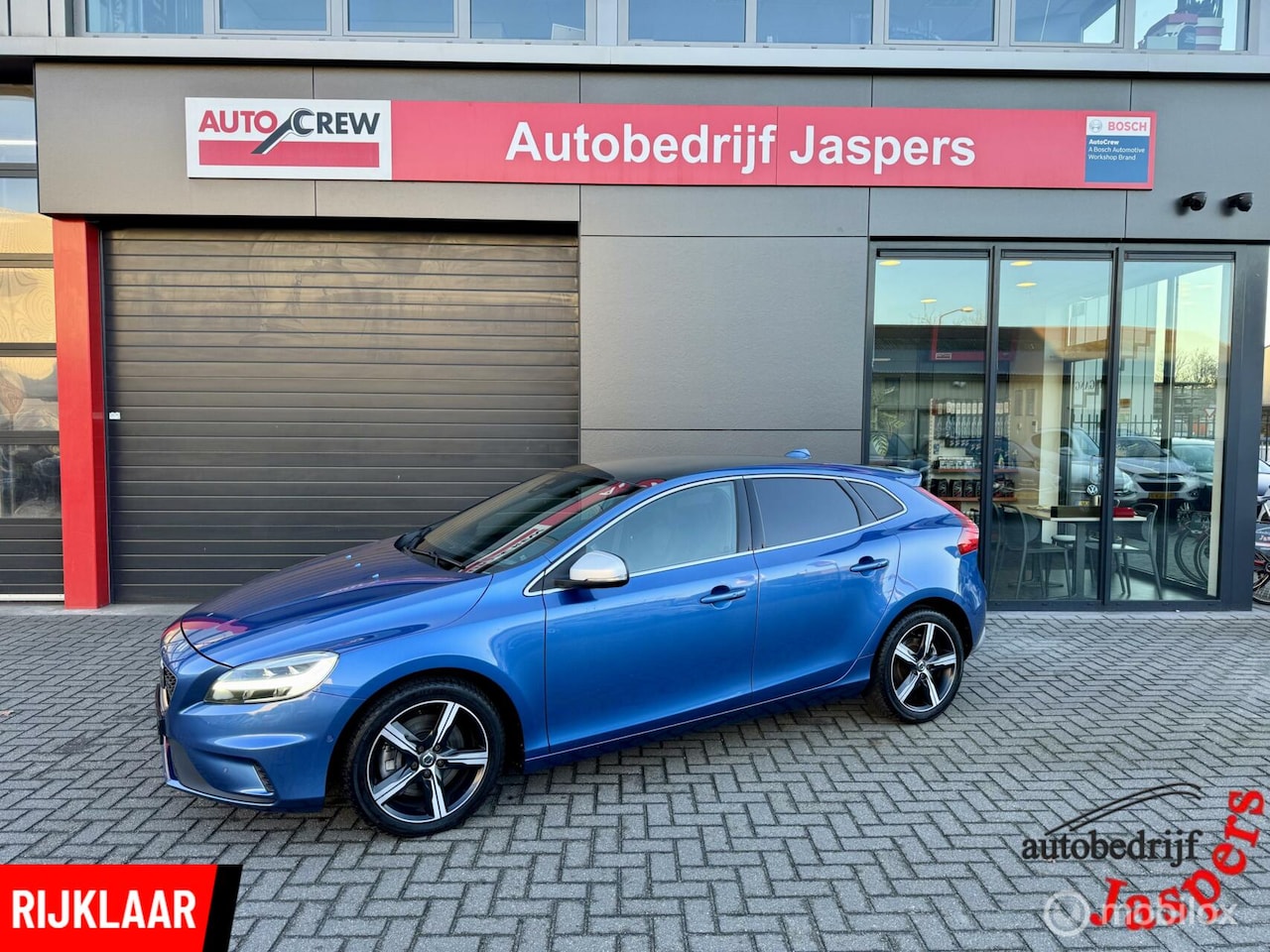 Volvo V40 - 2.0 D3 Polar+ Sport R-Design - AutoWereld.nl