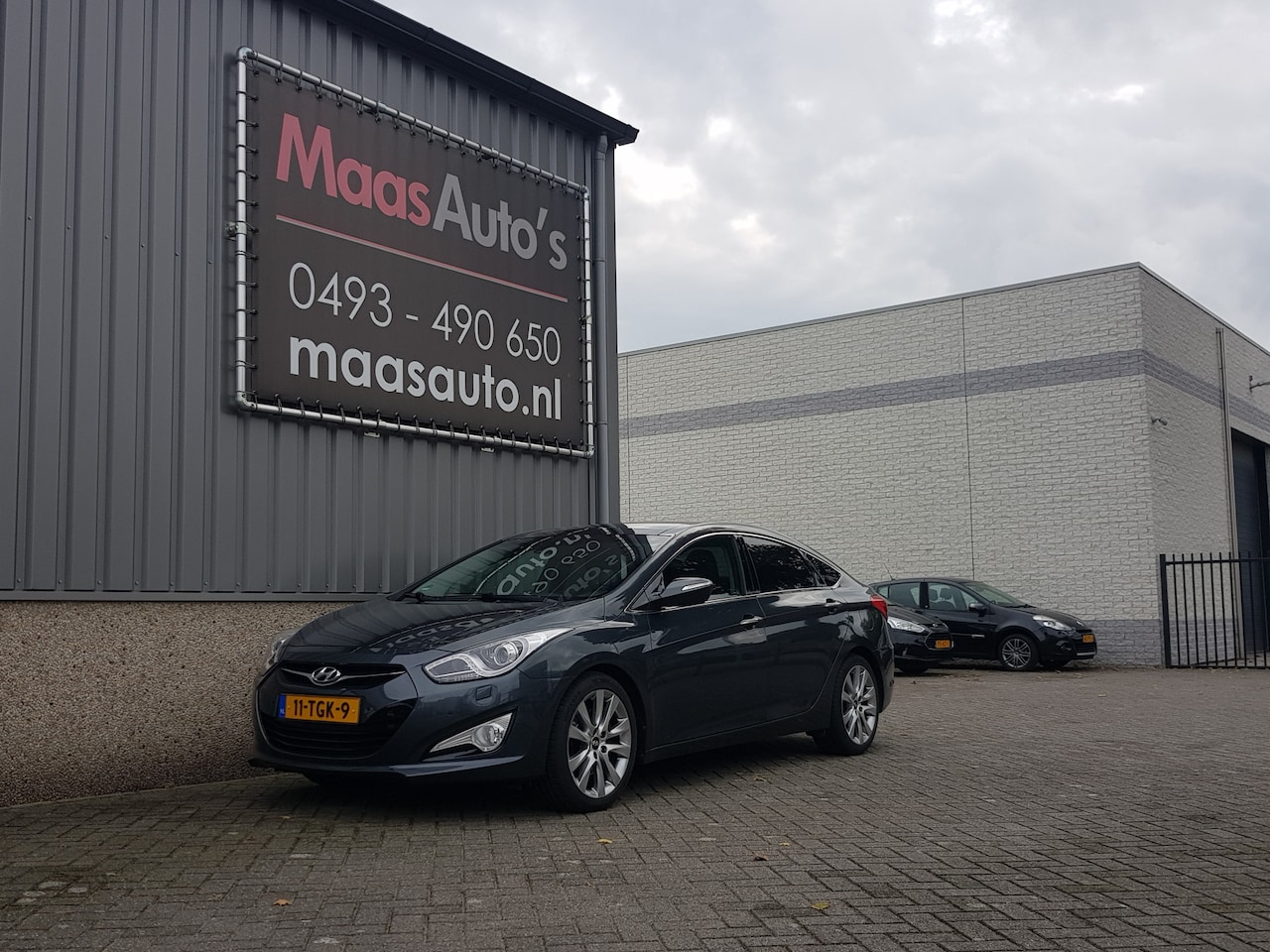 Hyundai i40 - 2.0 GDI i-Catcher uitvoering automaat leder bekleding/panorama-dak !!! - AutoWereld.nl