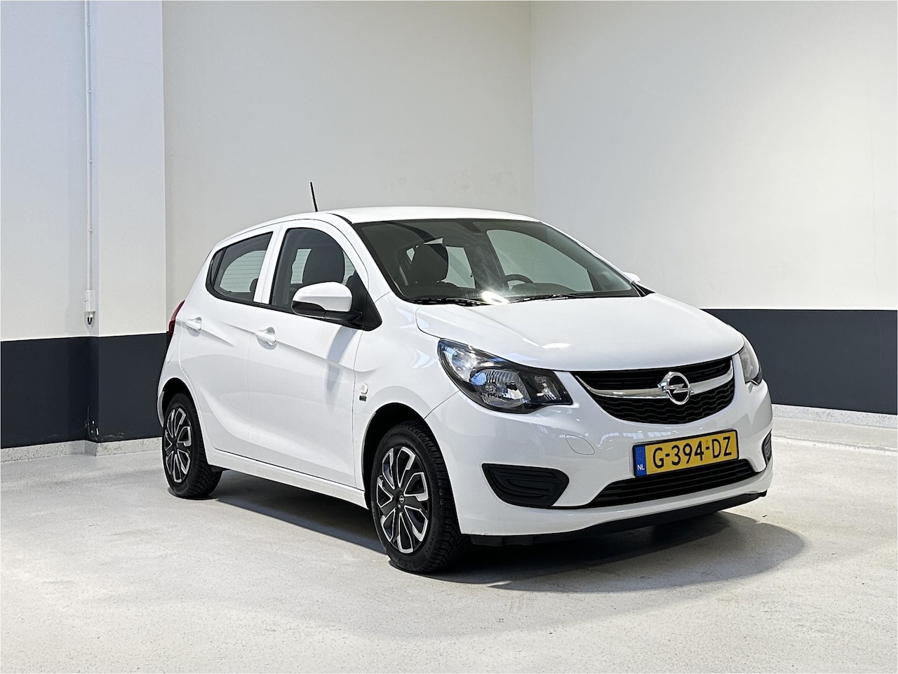 Opel Karl - 1.0 ecoFLEX 120 Jaar Edition | NL | 1e Eig. | Apple Carplay| Navigatie | Cruise | Bluetoot - AutoWereld.nl