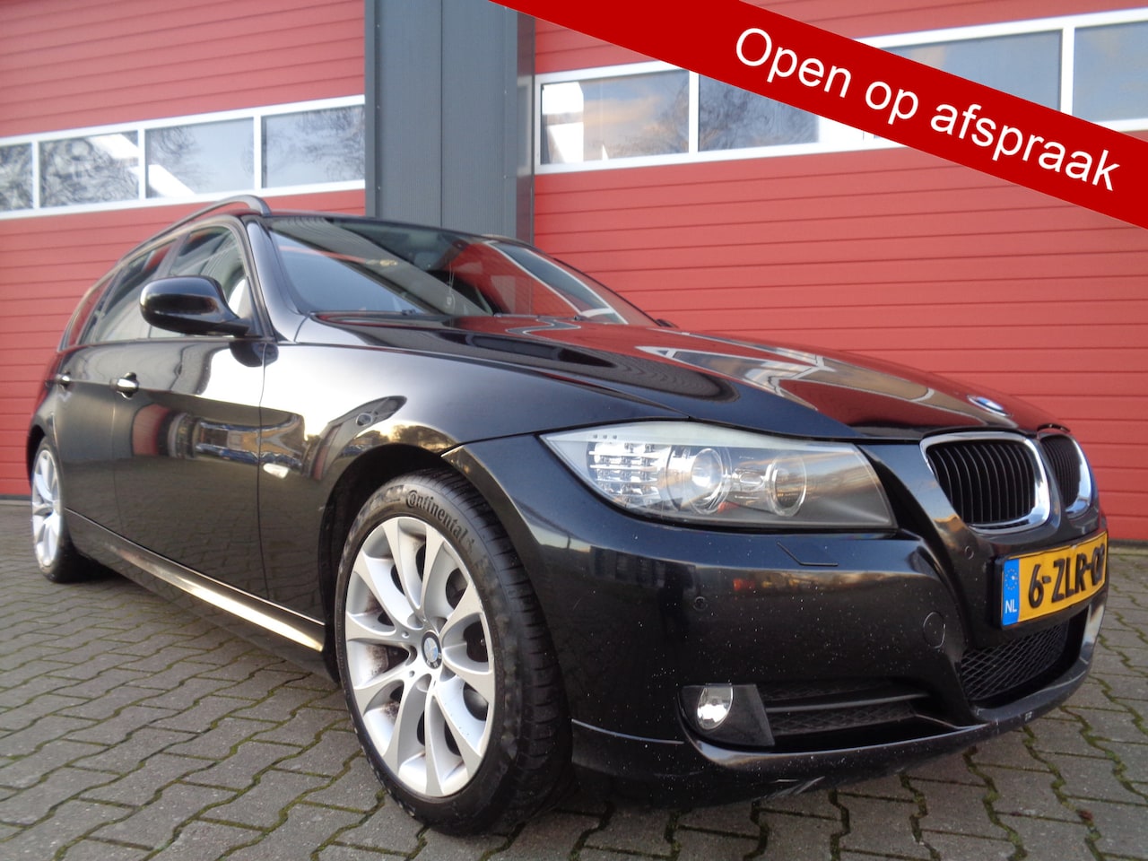 BMW 3-serie Touring - 320i High Executive 170PK Automaat Clima Cruise Navi Leer Trekhaak Open-Dak - AutoWereld.nl