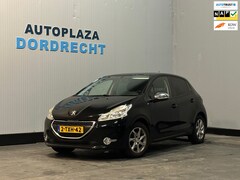 Peugeot 208 - 1.2 VTi Style NAVI / PDC