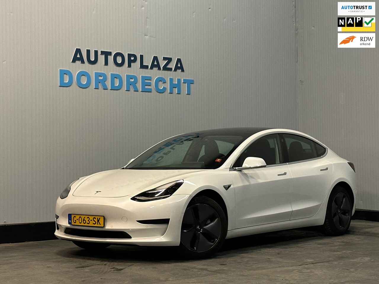 Tesla Model 3 - Standard RWD Plus 60 kWh - AutoWereld.nl