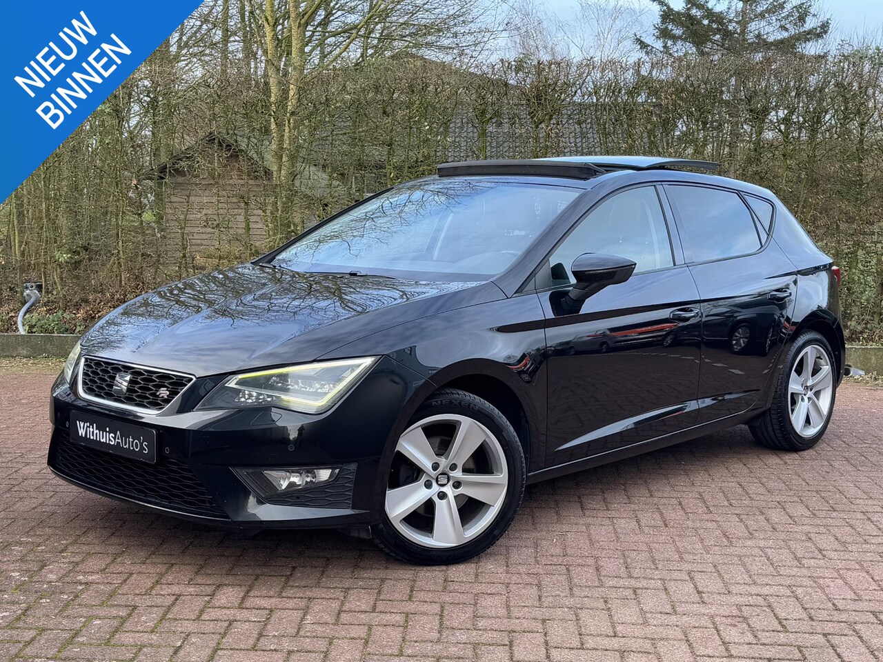 Seat Leon - 1.4 TSI FR Panoramadak Cruise 1ste-EIGENAAR - AutoWereld.nl