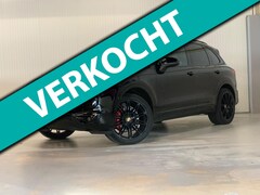 Porsche Cayenne - 3.0 D | BLACK PACK | PANO | KLEPPENSYSTEEM | RODE GORDELS