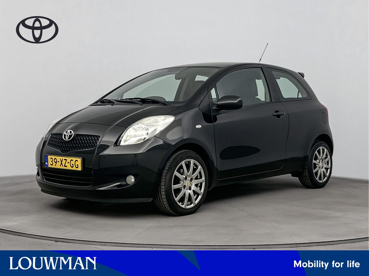 Toyota Yaris - 1.3 VVTi Sol | Airco | LM velgen | Leder | - AutoWereld.nl